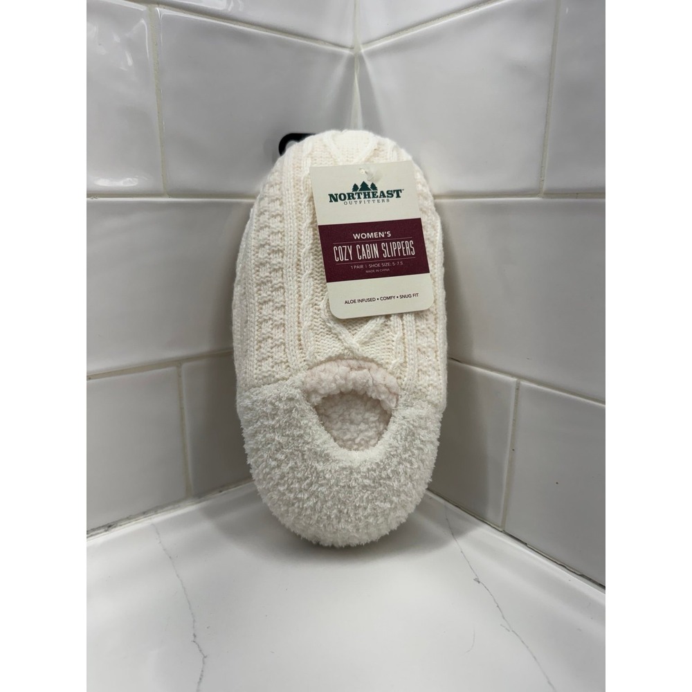 Northeast Outfitters Womens Cozy Cabin Slippers white Aloe Infused S/M